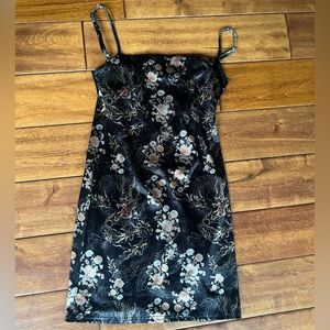 Urban Outfitters Fitted Black Floral Dress Size XS
